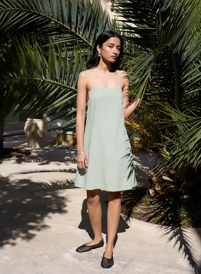 Linno Dress