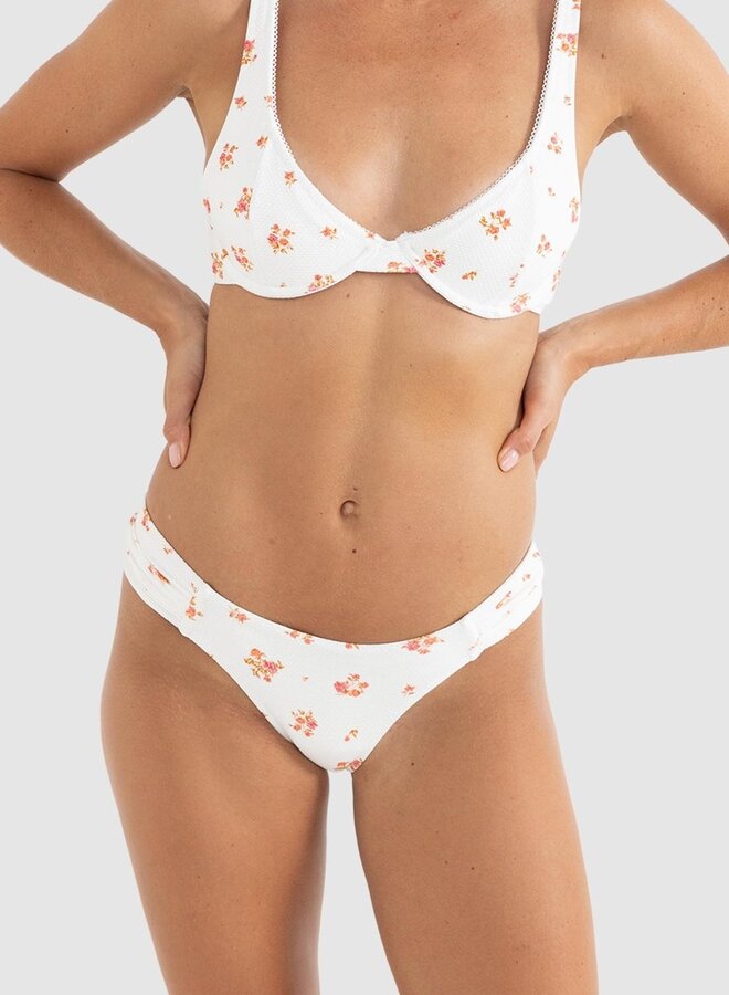 Rosie Floral Soft Side  Holiday Bottom