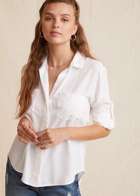 Bella Dahl split back button down white