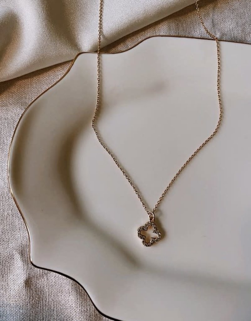 clover pendant necklace - 14k gold filled