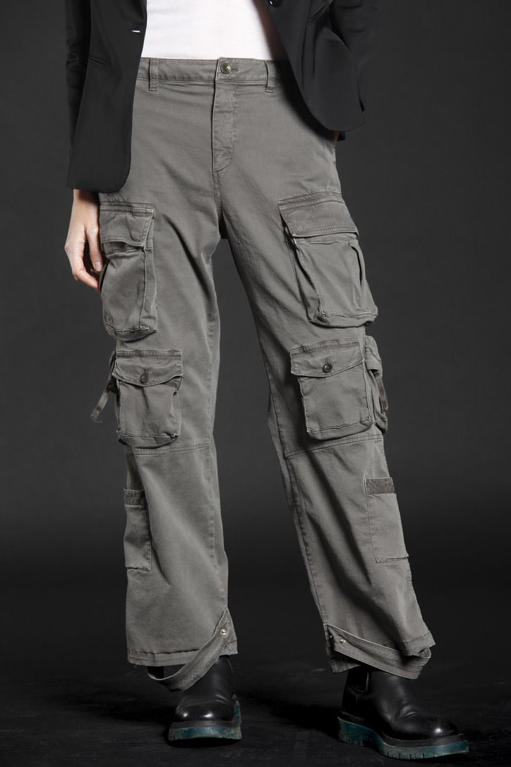 MULTI-POCKET PANTS-