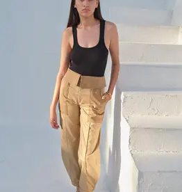Frame Rib Scoop Neck Tank