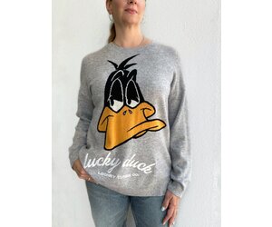 Sweatshirt that says lucky outlet