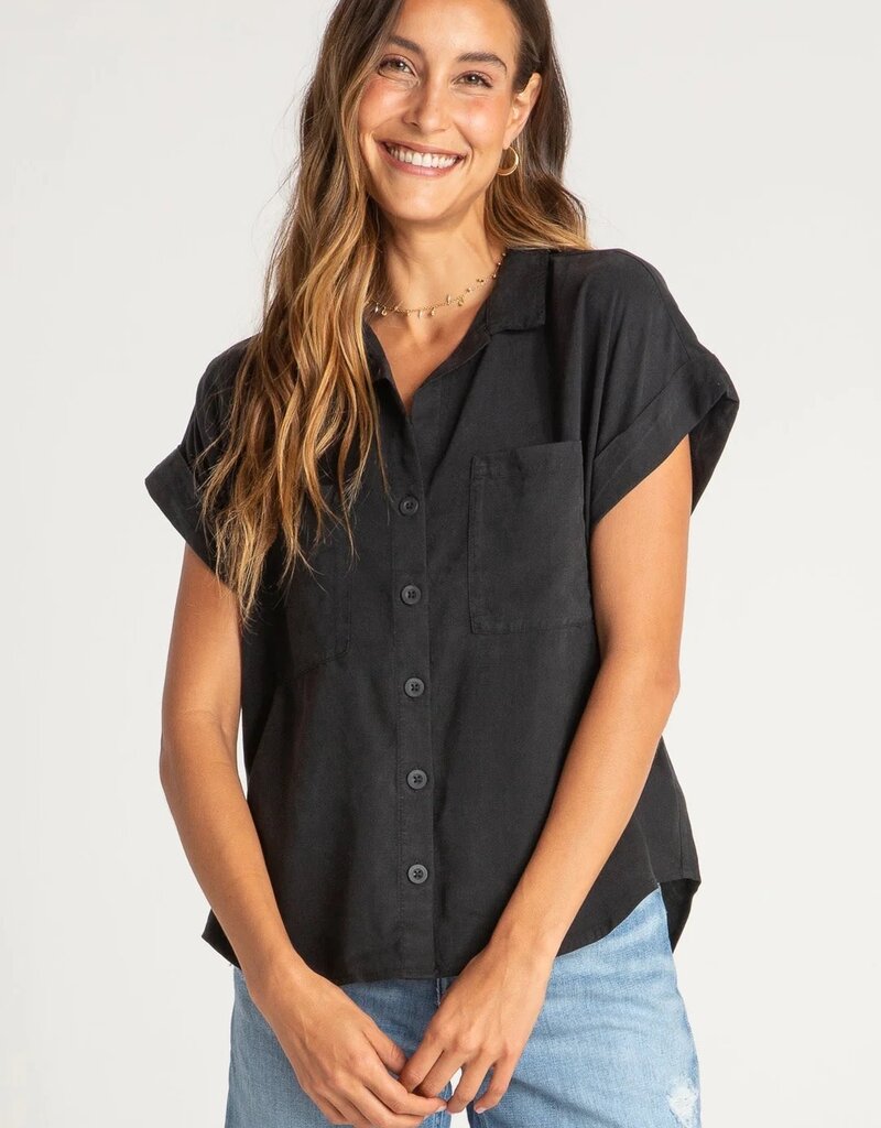 Bella Dahl Short Sleeve Button Down