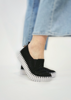 Ilse Jacobsen Tulip Platform