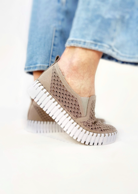 Ilse Jacobsen Tulip Platform