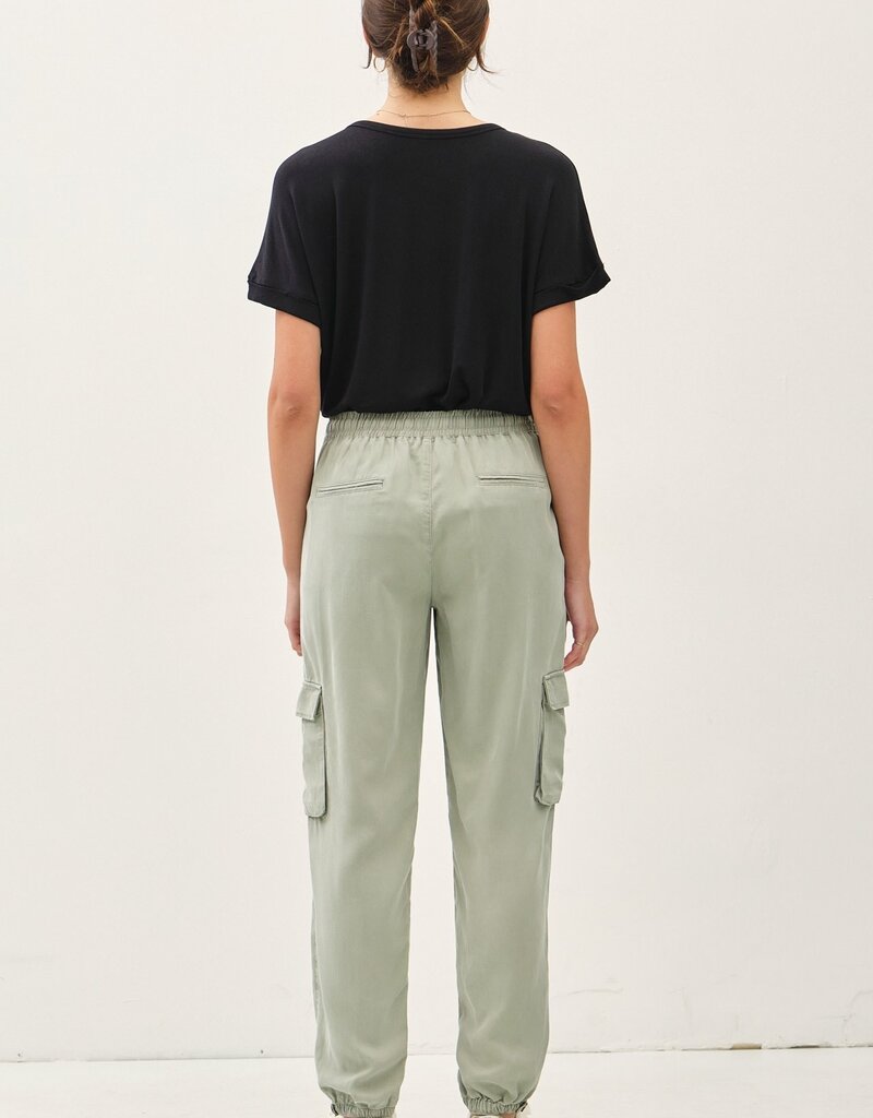 Scout Apple Cargo Joggers