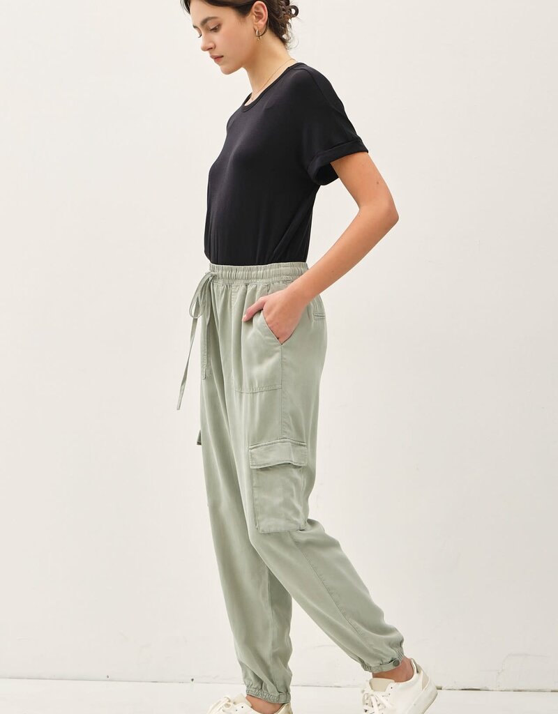 Scout Apple Cargo Joggers