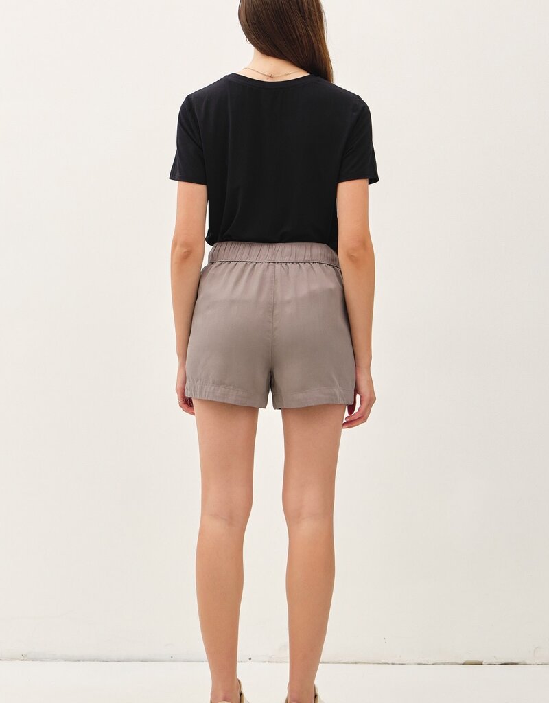 Scout Max Tencel Shorts