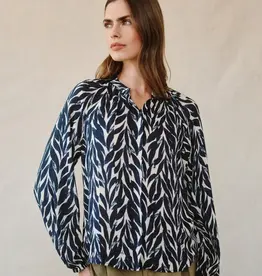 Bella Dahl Shirred Raglan Shirt