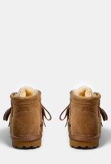 Sofie Schnoor Sannesw Boot