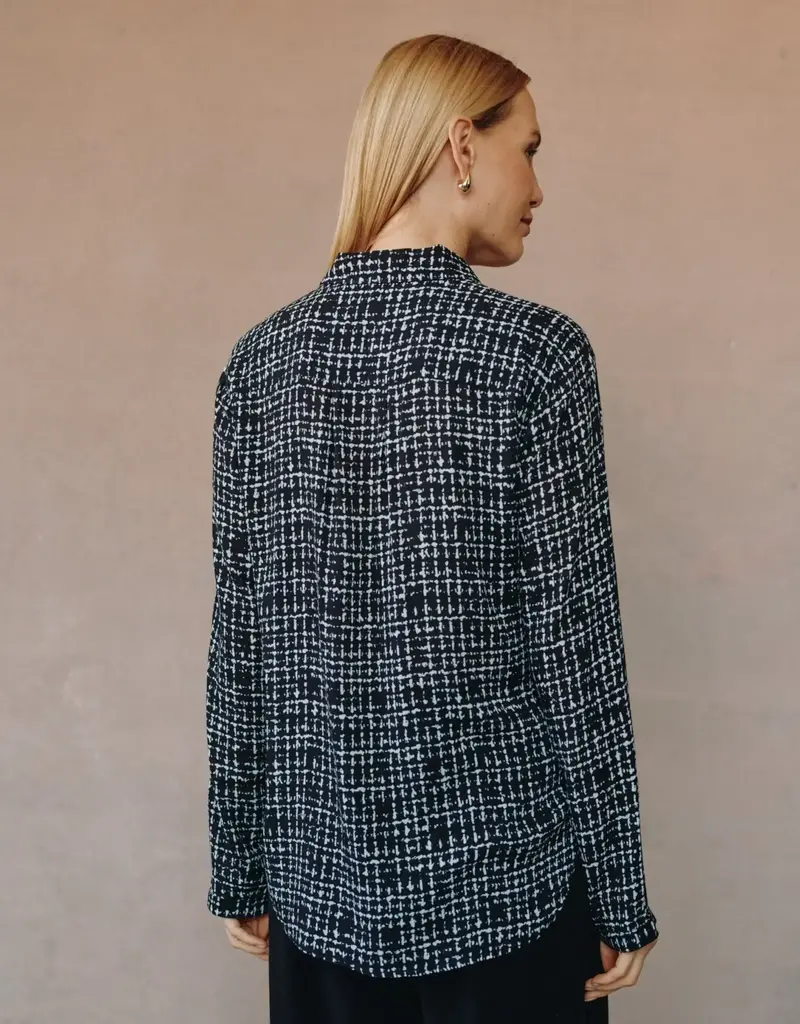 Bella Dahl Clean Front Hipster Shirt