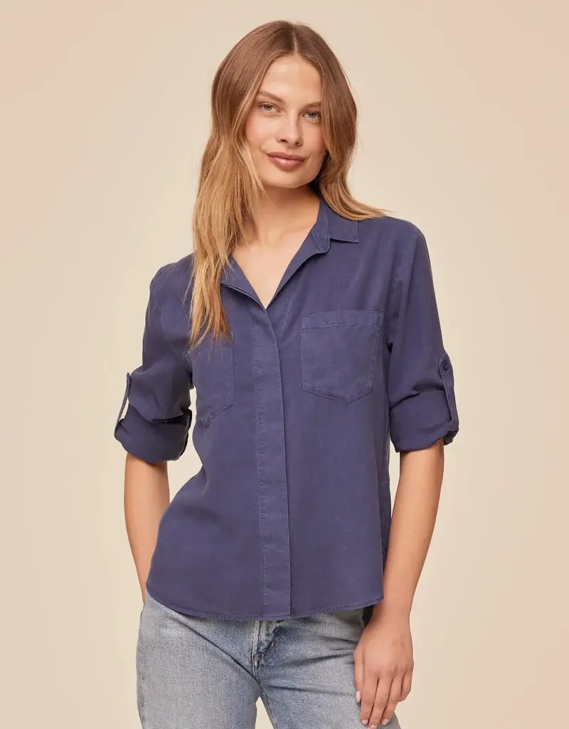 Bella Dahl Split Back Button Down