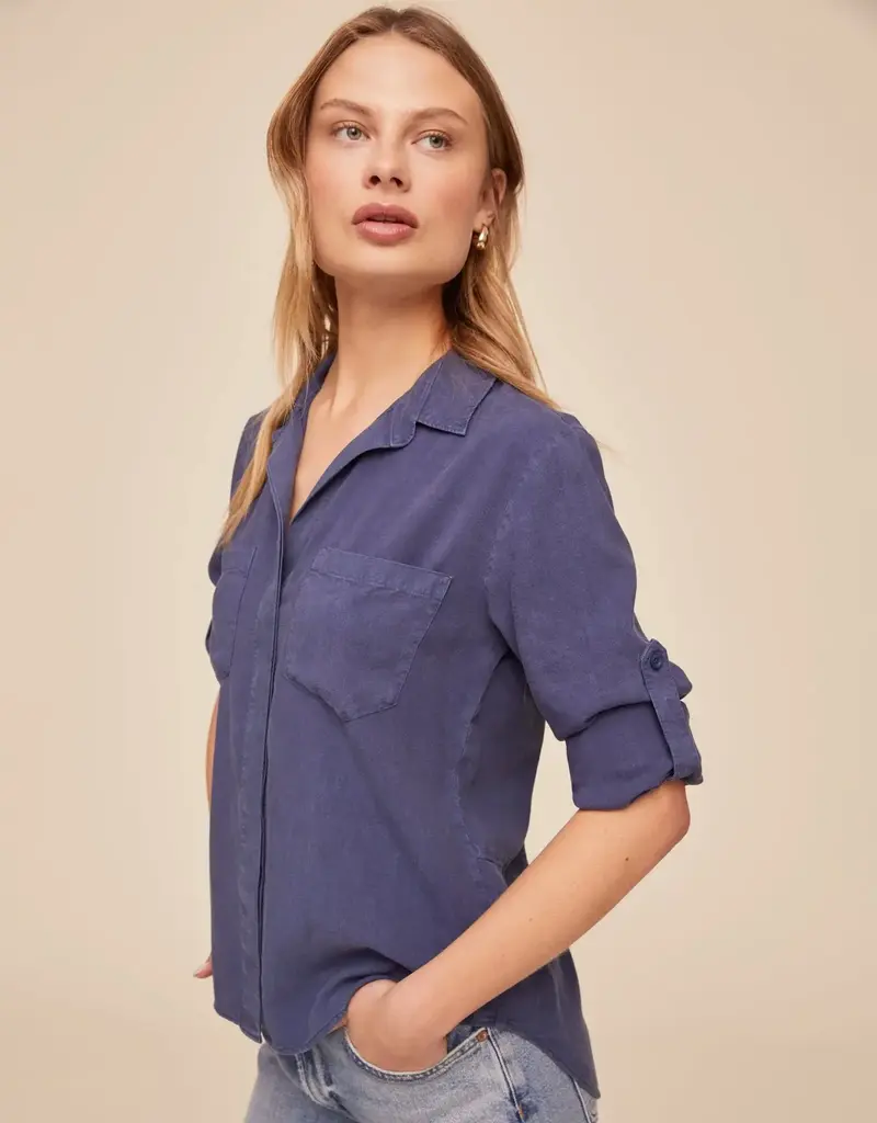 Bella Dahl Split Back Button Down