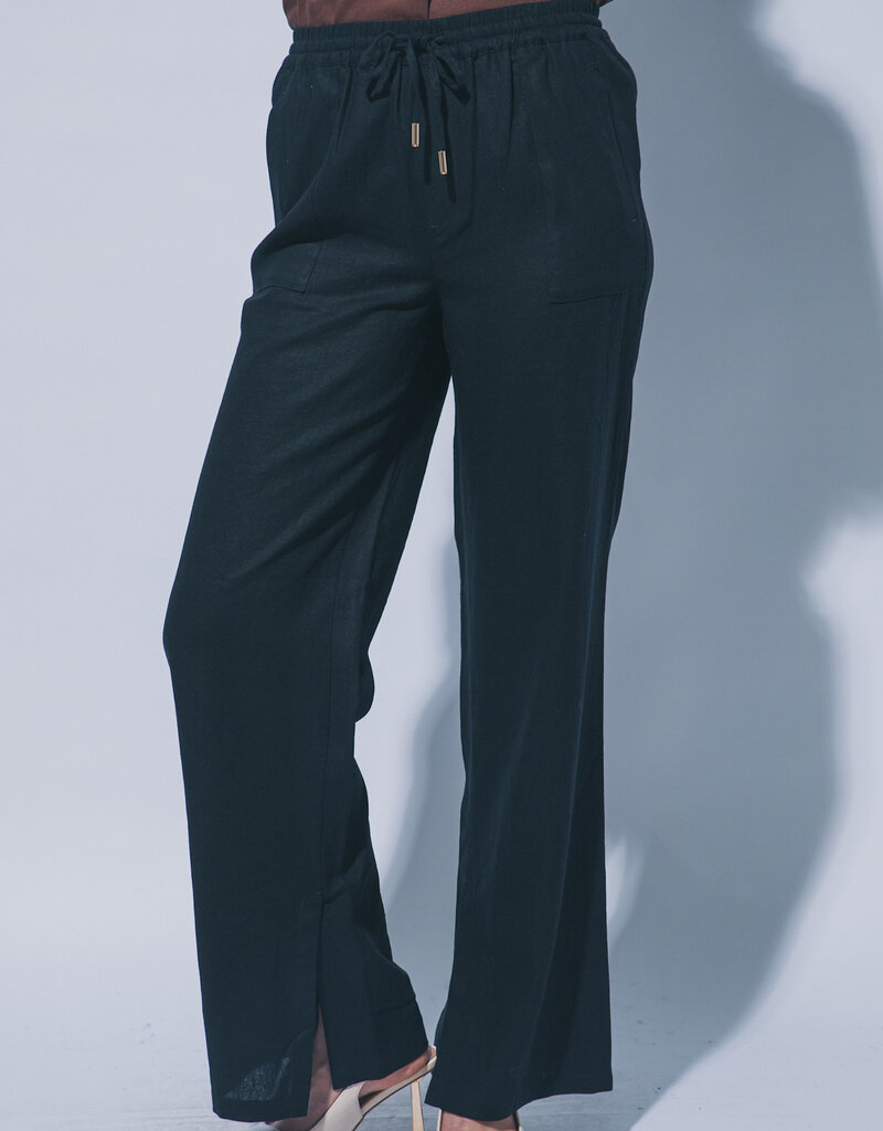 Scout Monica Pant