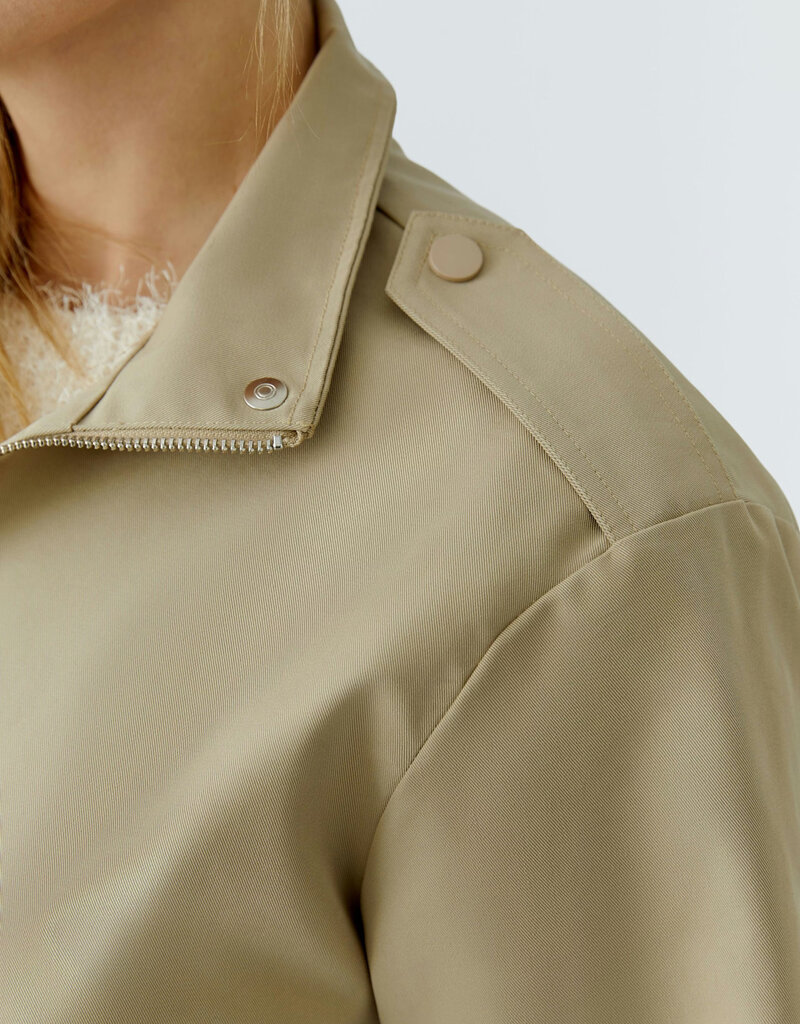 Oui Spring Bomber