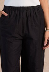 Scout Nerina Pant