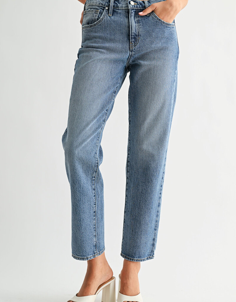 Just Black Denim Easy Straight Jean