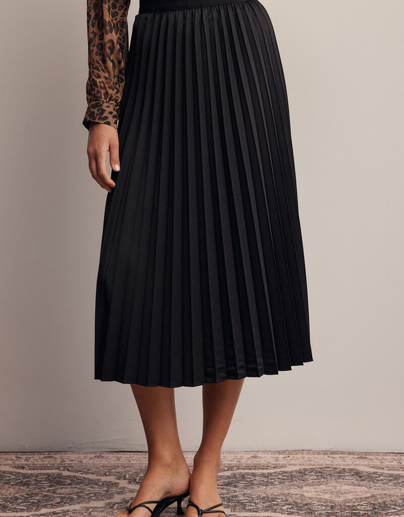 Scout Claire Pleated Skirt
