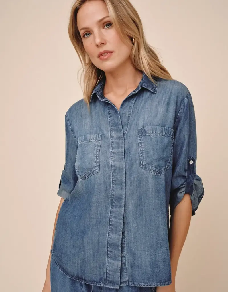 Bella Dahl Split Back Button Down