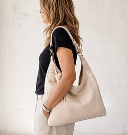 Scout Hobo Heart Bag