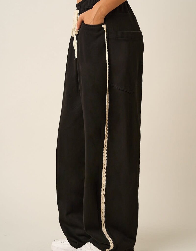 Scout Kirsten Pant