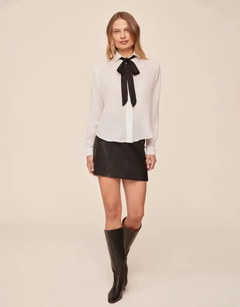 Bella Dahl Shirt w/ neck tie