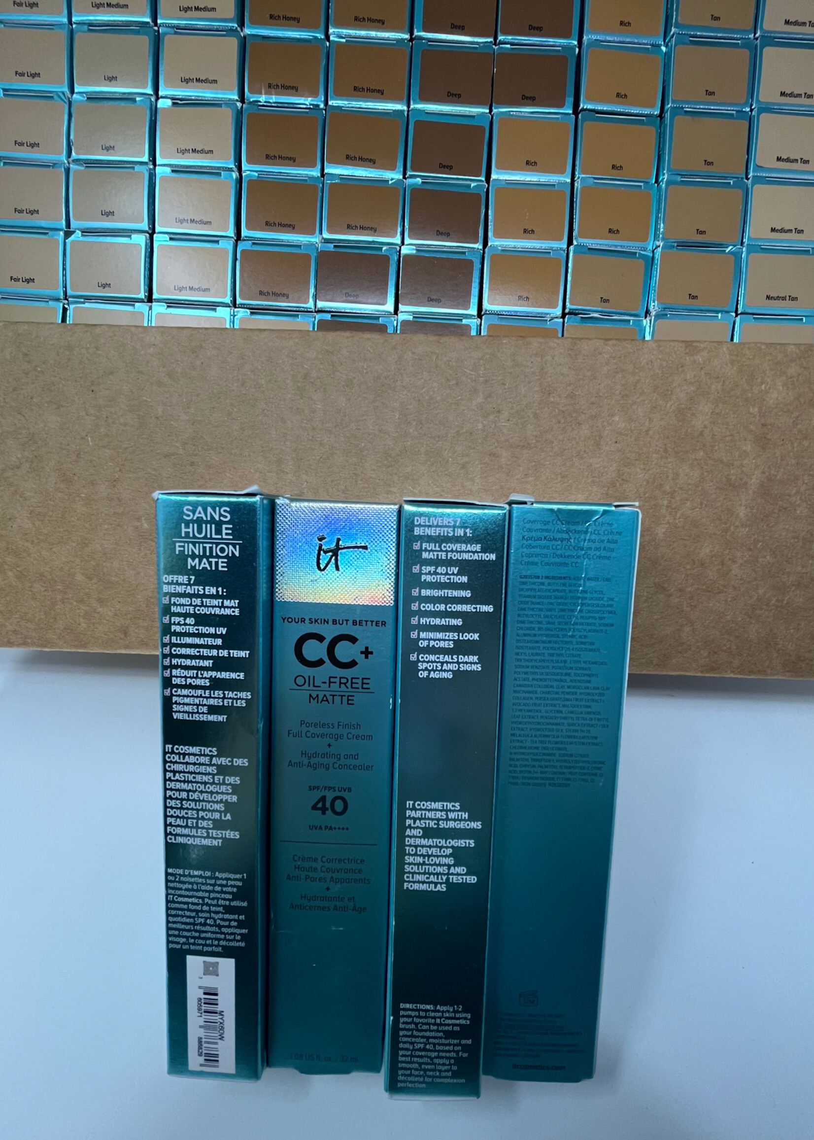 IT Cosmetics 100pc Box