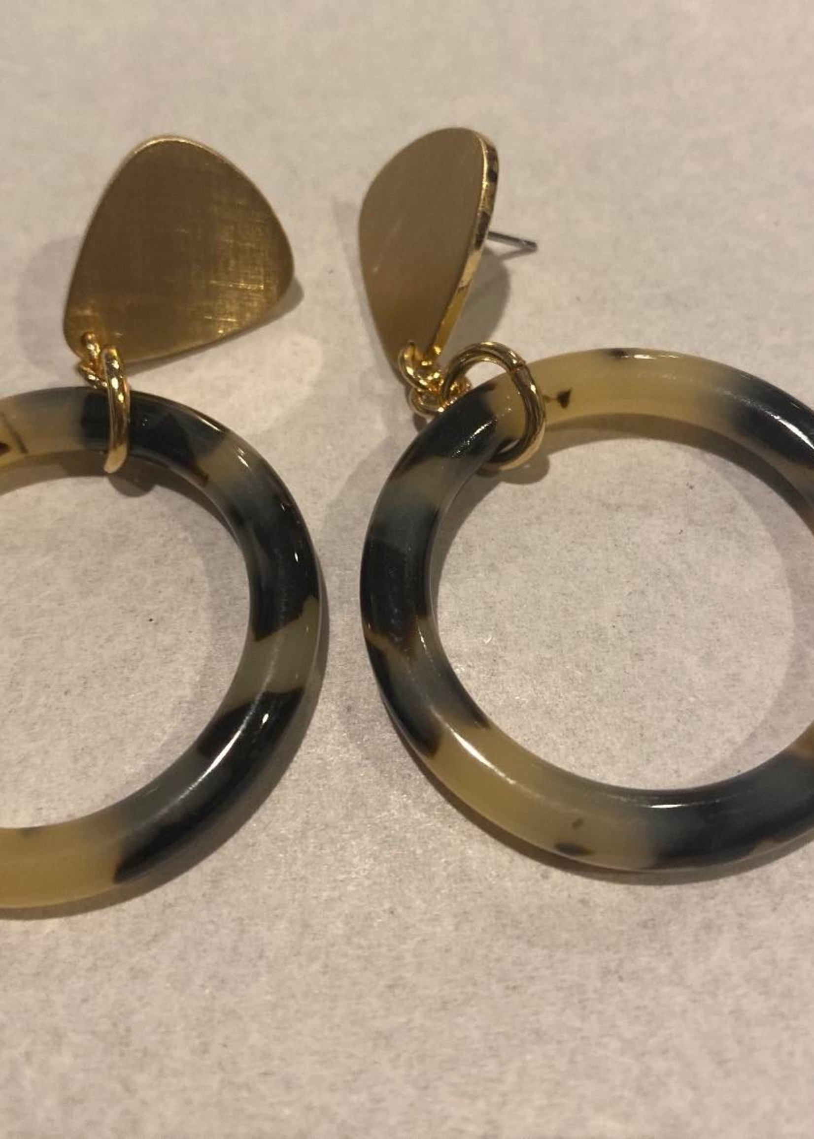 Tortoise acrylic circle with gold accent earrings 2"