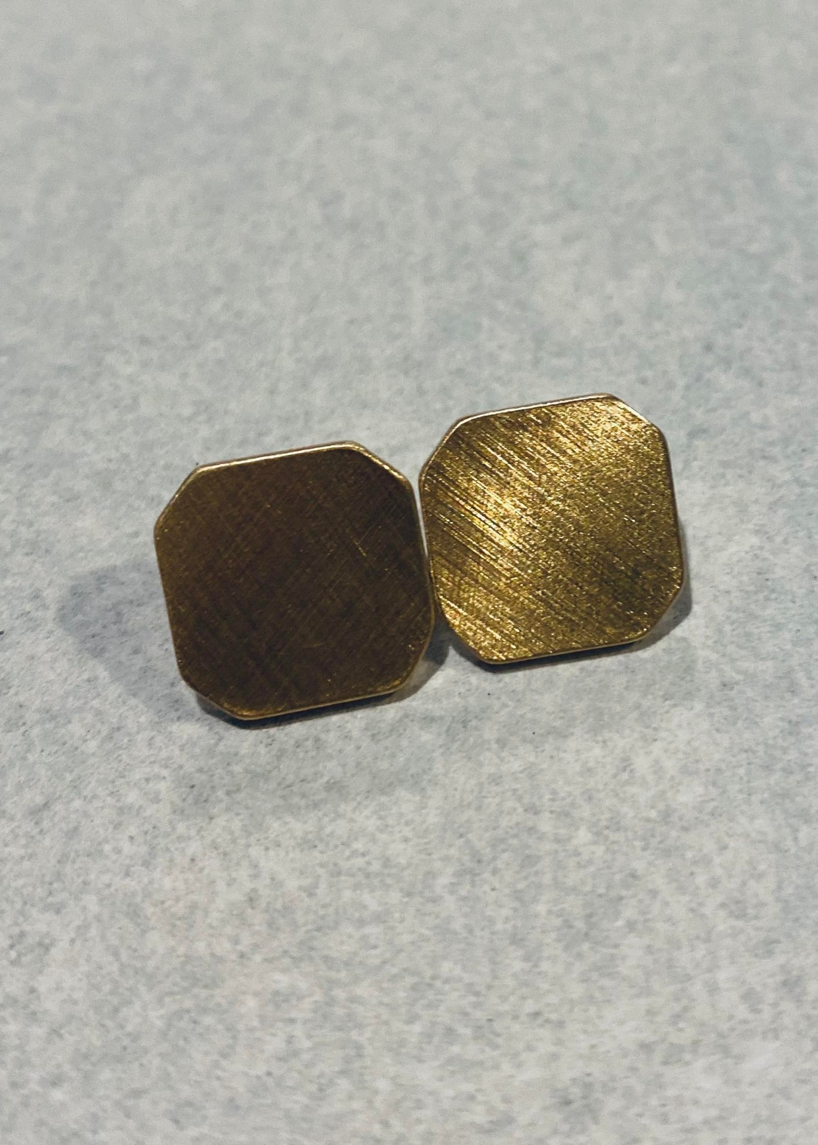 Matte gold small square stud earrings