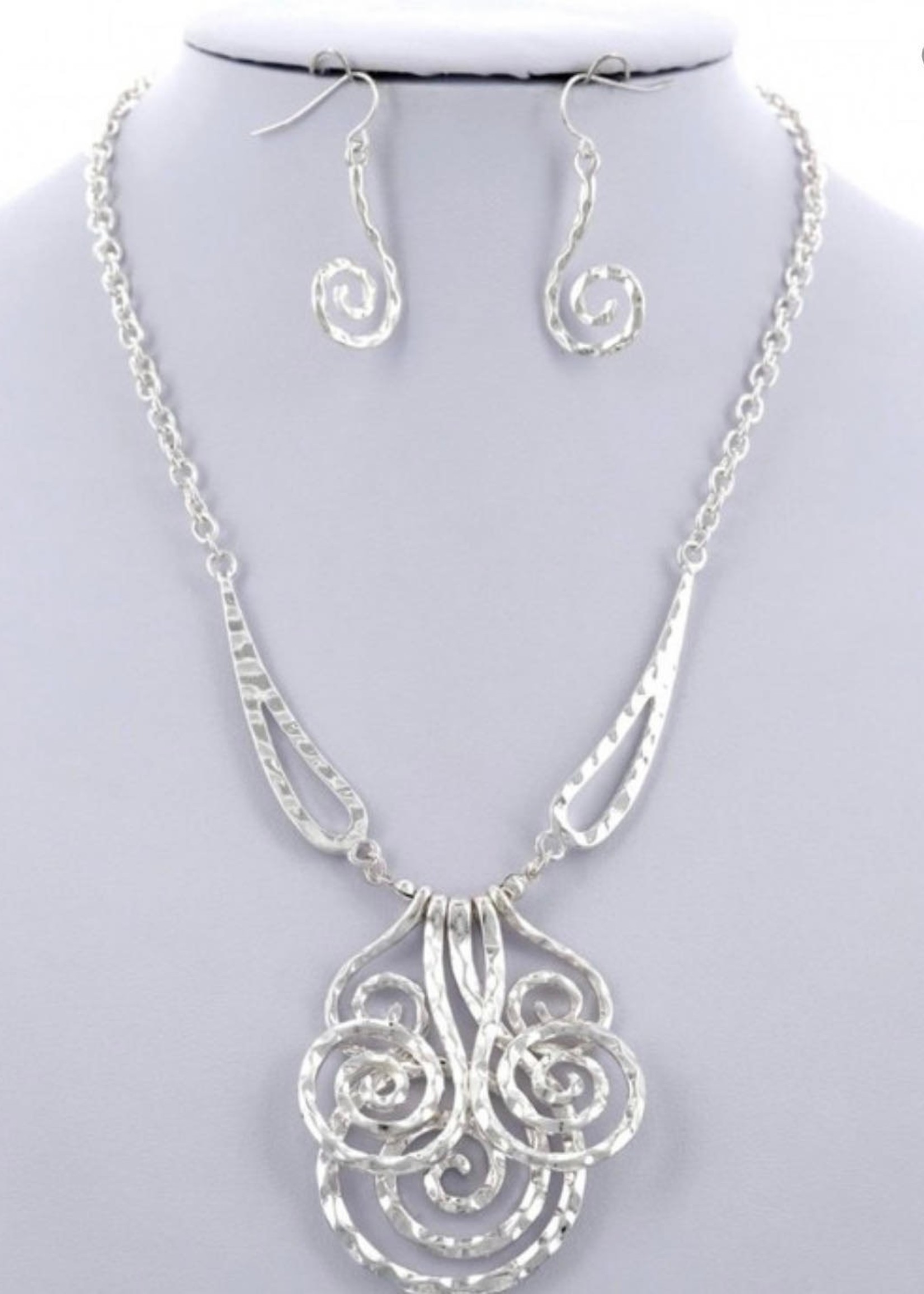 Swirl design necklace and earrings 16-18" silver