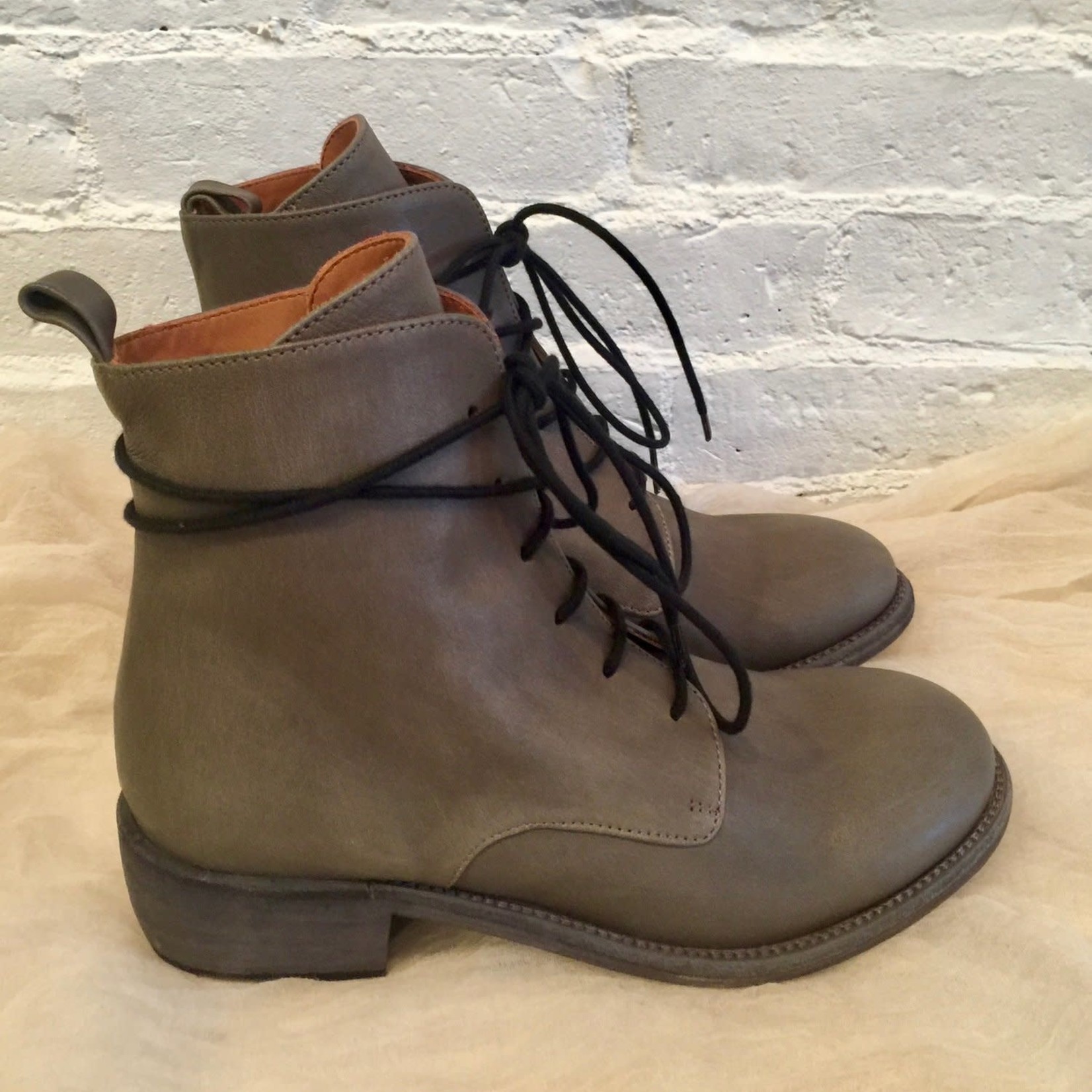 P. Monjo Honora Boot