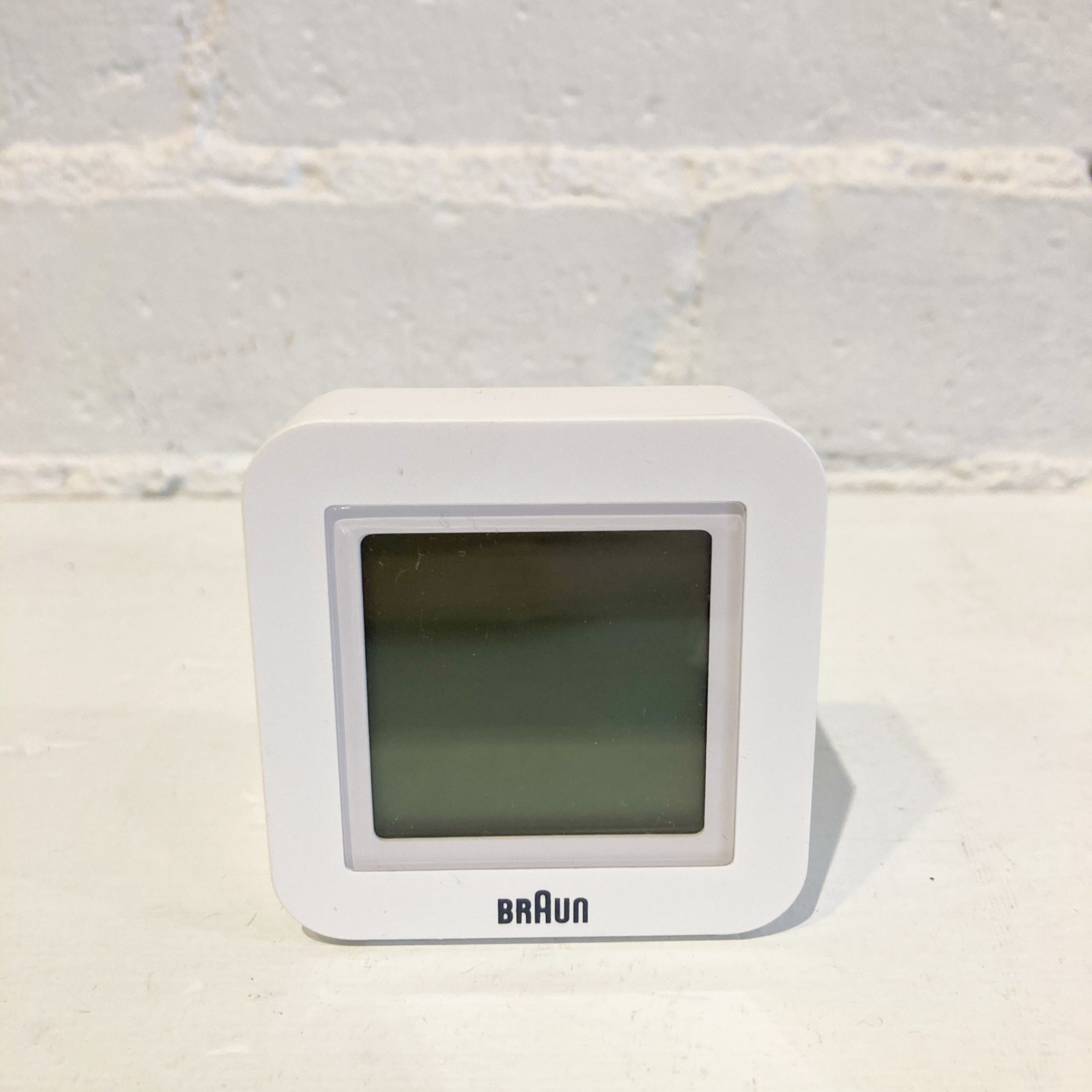 Braun Travel Alarm Clock: Digital White