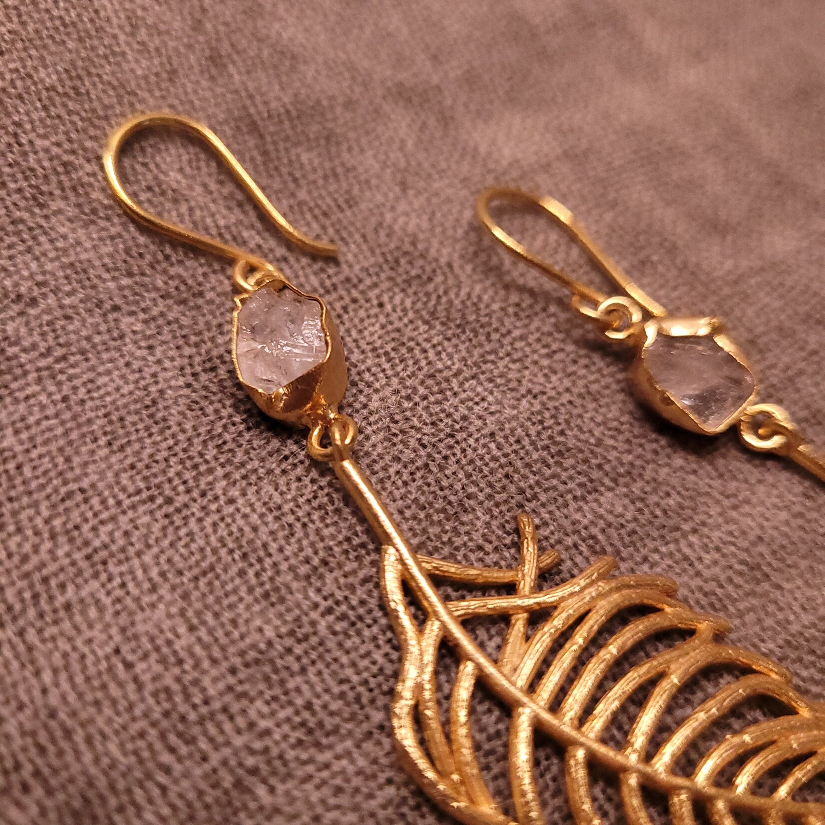 Annahmol Boho Gypsy: Quartz & Gold Feather Earrings