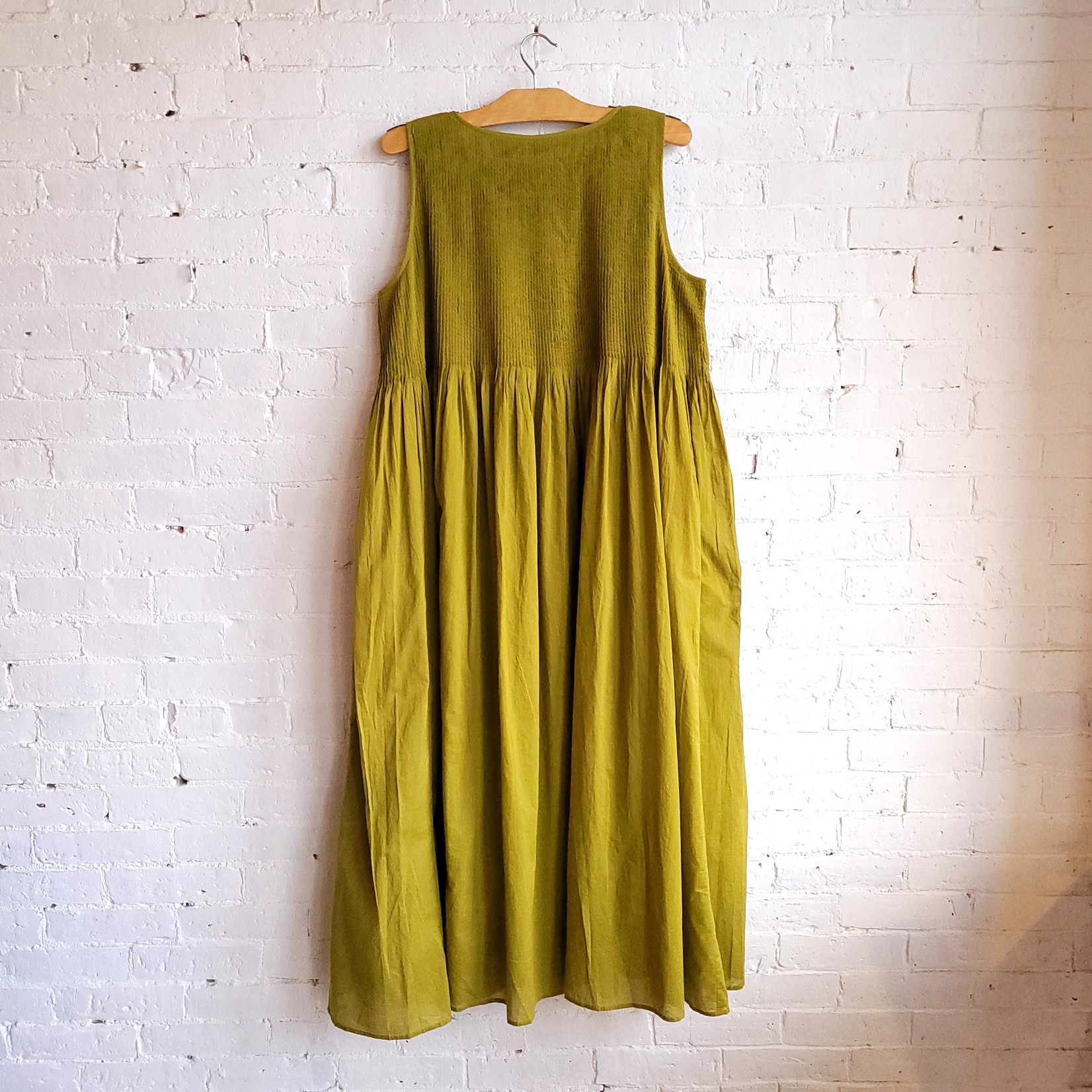 narumi Maison de Soil: Mini-Pintuck Sleeveless Dress