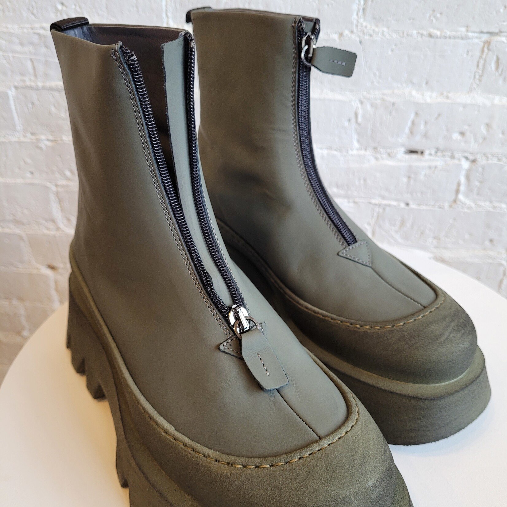 Lofina Lofina: Rubber Leather Zip Boot