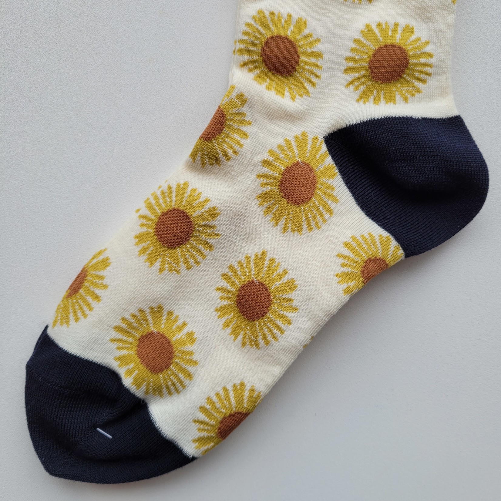 Hansel From Basel Hansel From Basel: Sun Daisy Crew Socks