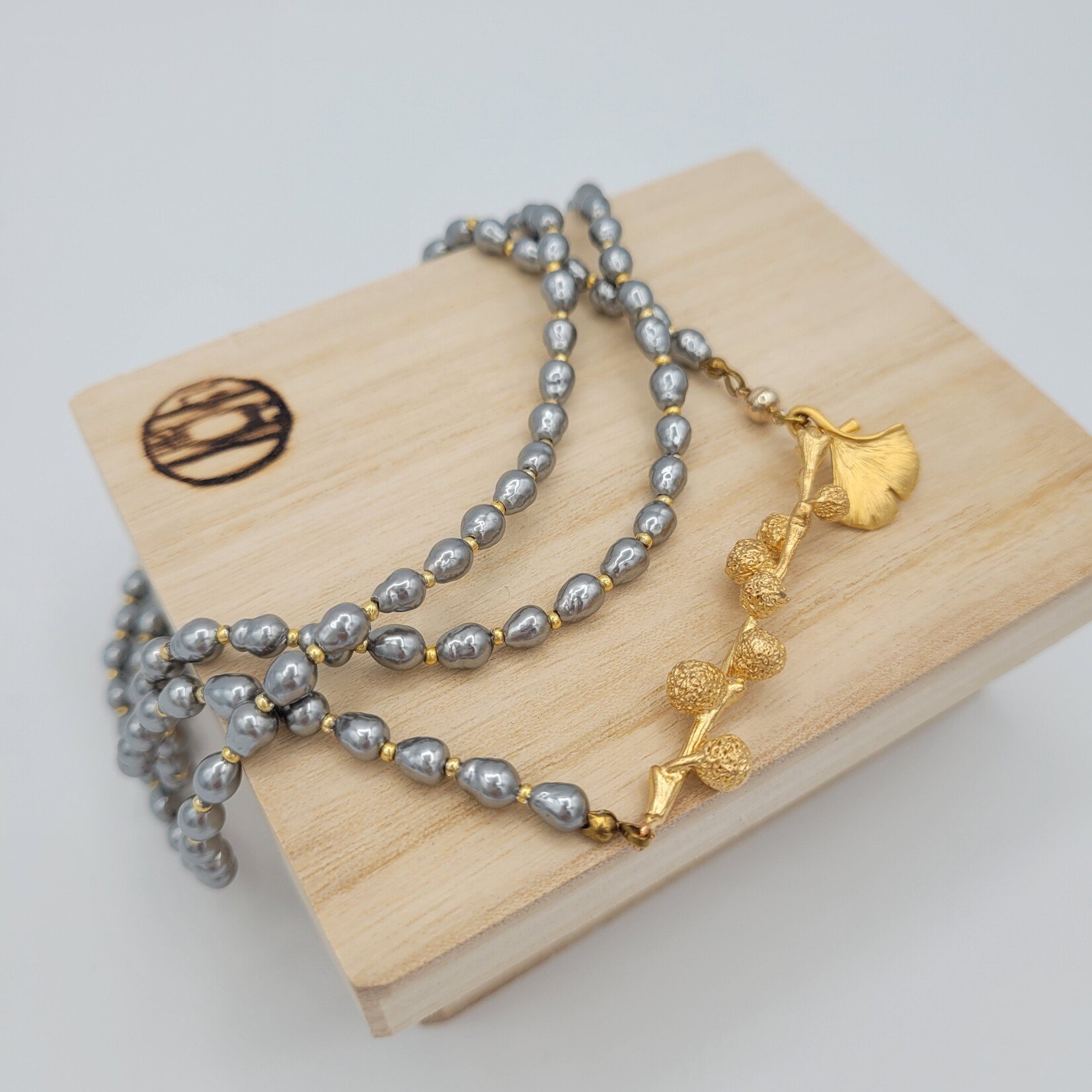 Monshiro Monshiro: Ginko & Grey Glass-Pearl Necklace