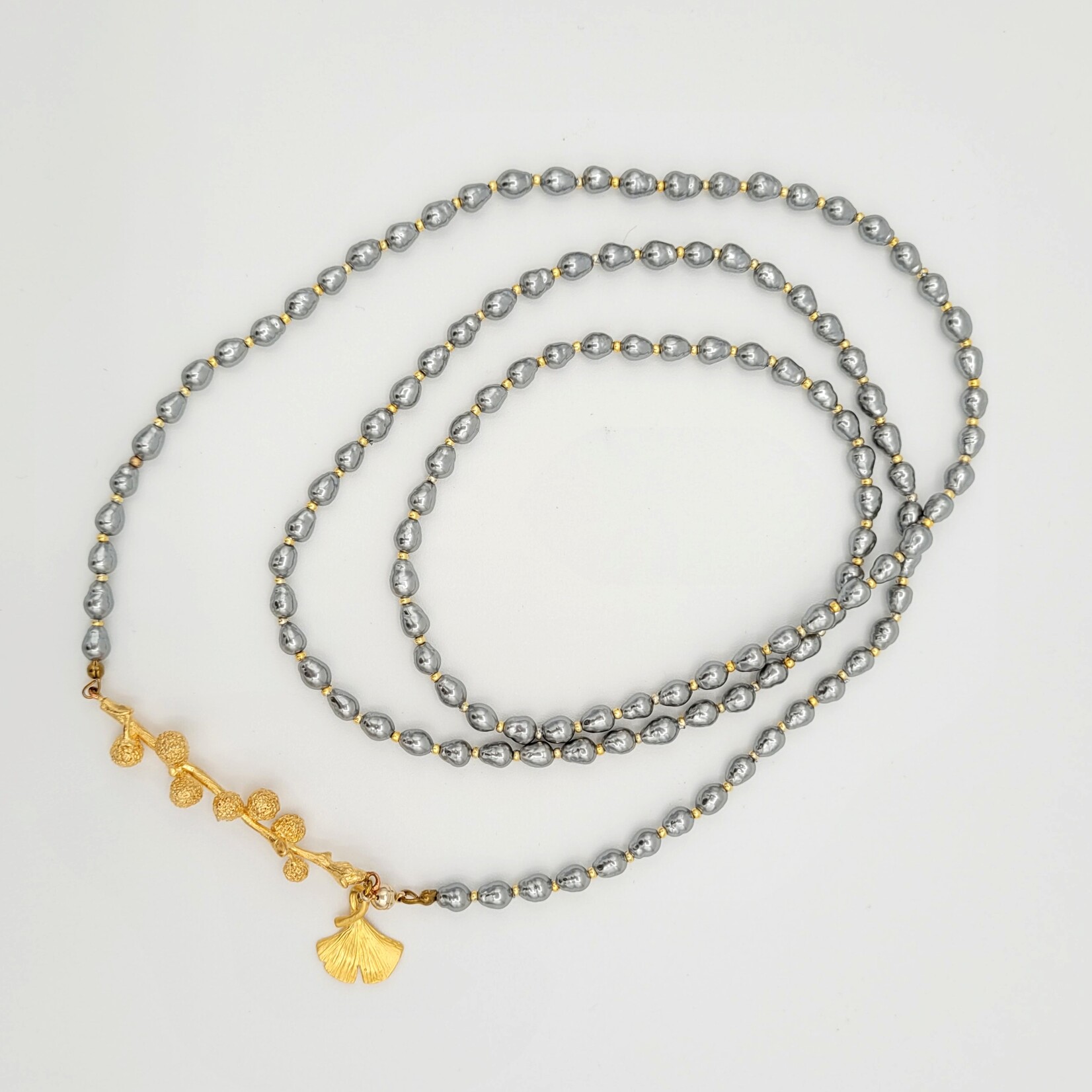 Monshiro Monshiro: Ginko & Grey Glass-Pearl Necklace