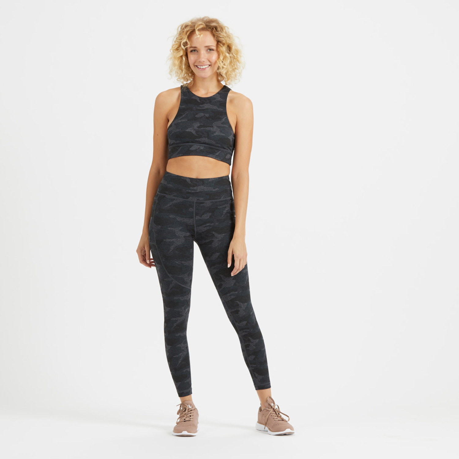 vuori juno sports bra