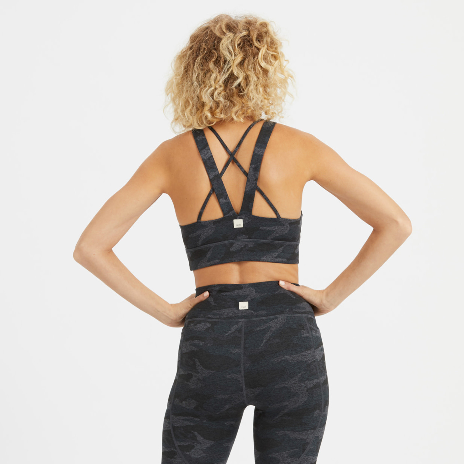 vuori juno sports bra