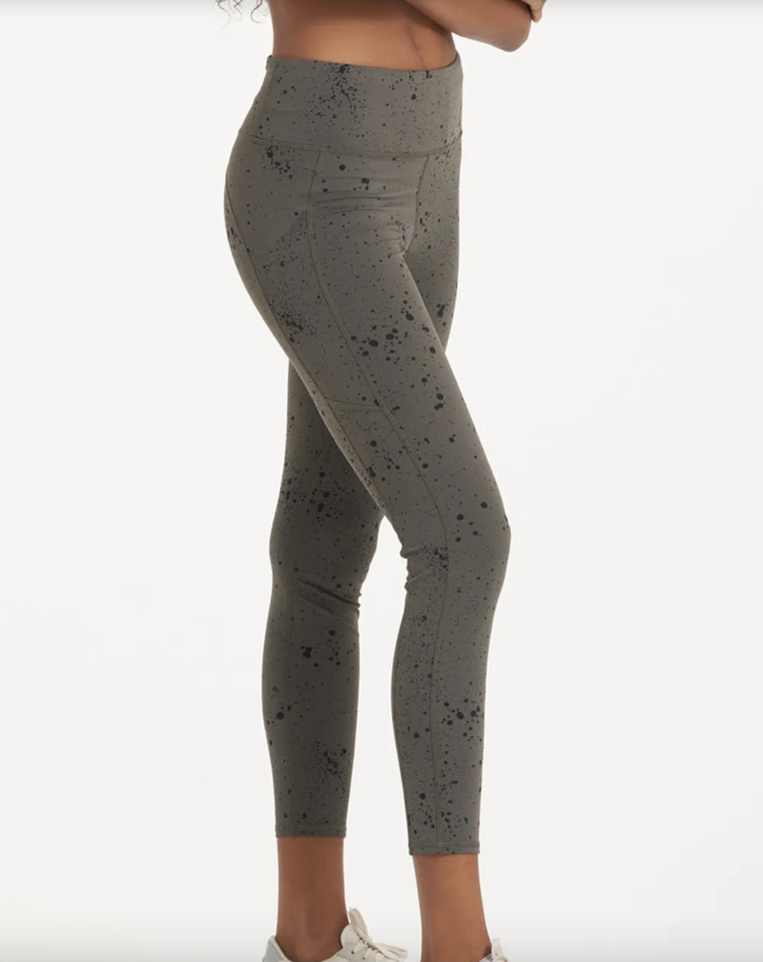 Vuori, Pants & Jumpsuits, Vuori Stride Pocket High Rise 78 Legging In  Oregano Splatter