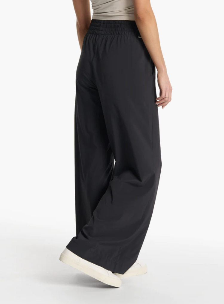 Vuori Villa Wideleg - Black