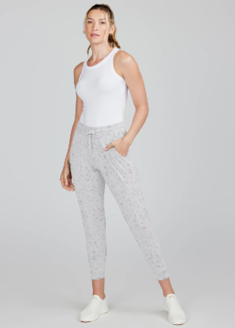 Tasc Varsity Jogger - Light Gray Texture