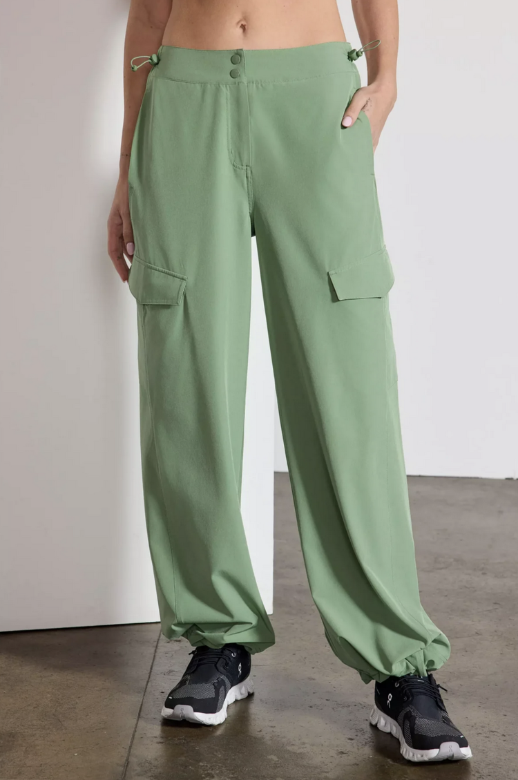 MPG Inspire Low-Rise Cargo Pant 30" -Hedge Green