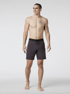 Vuori Infinity Boardshort - Sangria