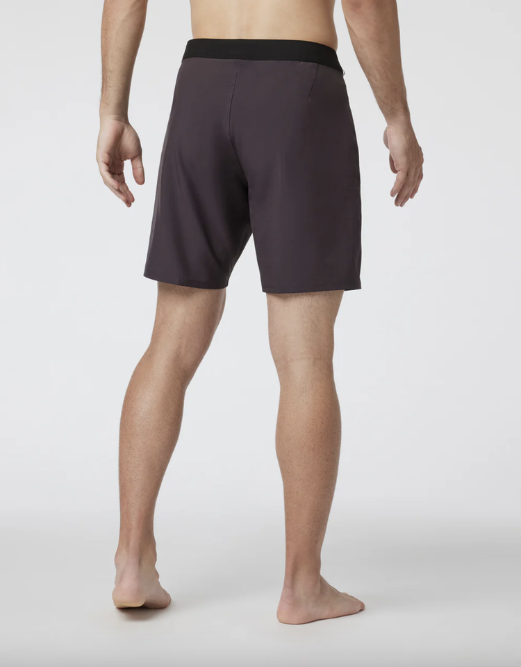 Vuori Infinity Boardshort - Sangria