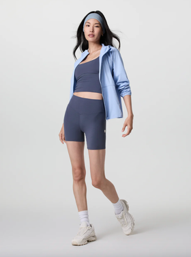 Vuori Women's Renew Trainer Shell - Surf