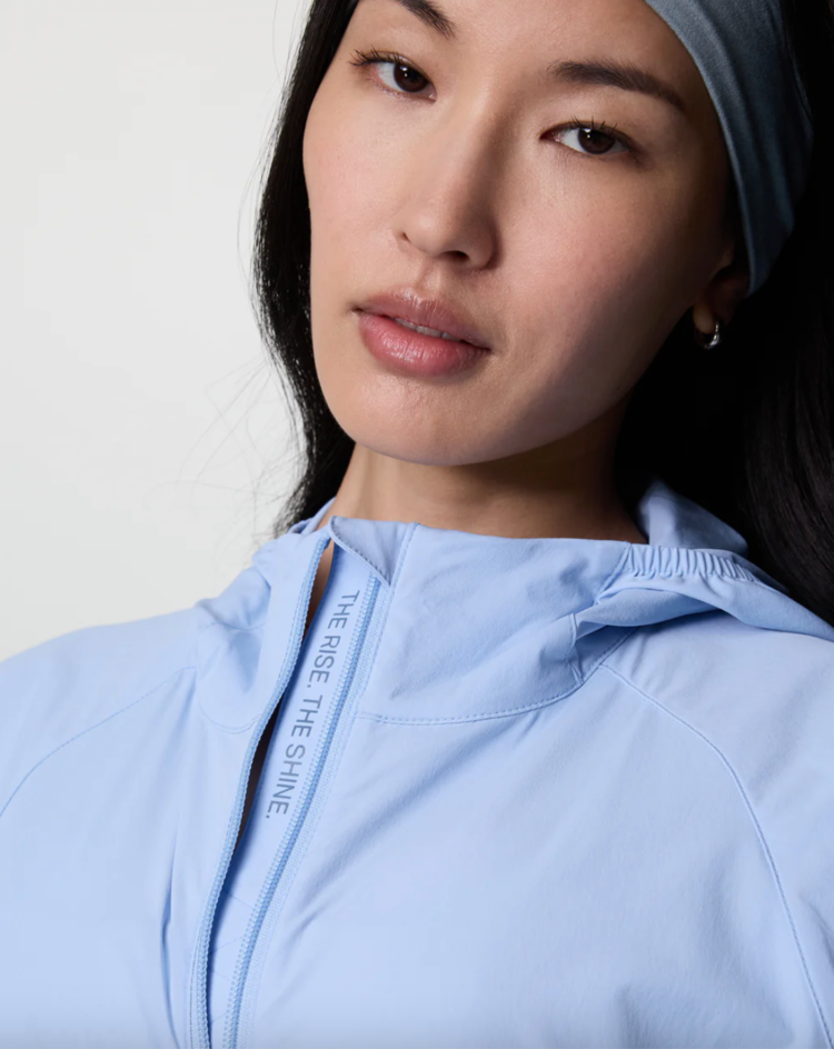 Vuori Women's Renew Trainer Shell - Surf