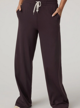 Vuori Halo Essential Wideleg - Raisin
